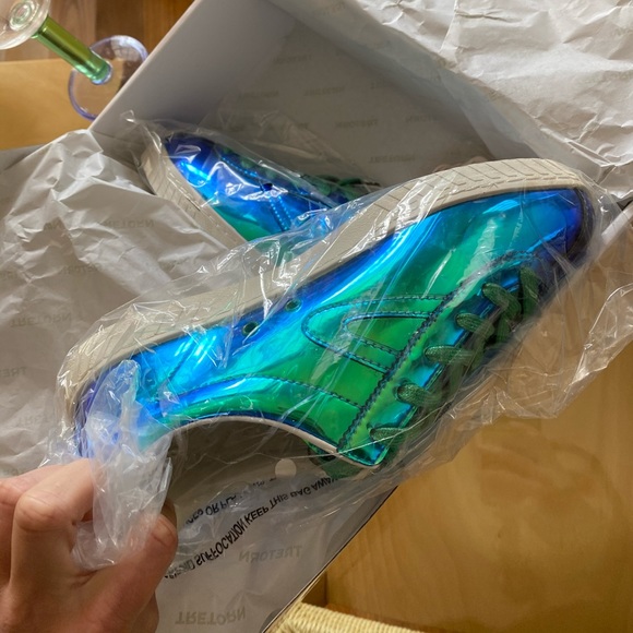 Brand New Iridescent Blue Low Sneakers - Picture 7 of 7